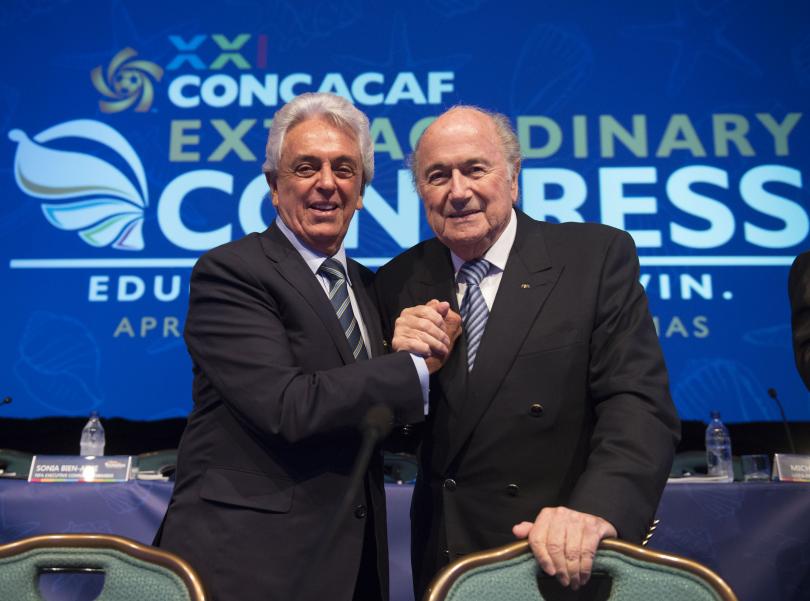 Joseph Blatter y Justino Compeán