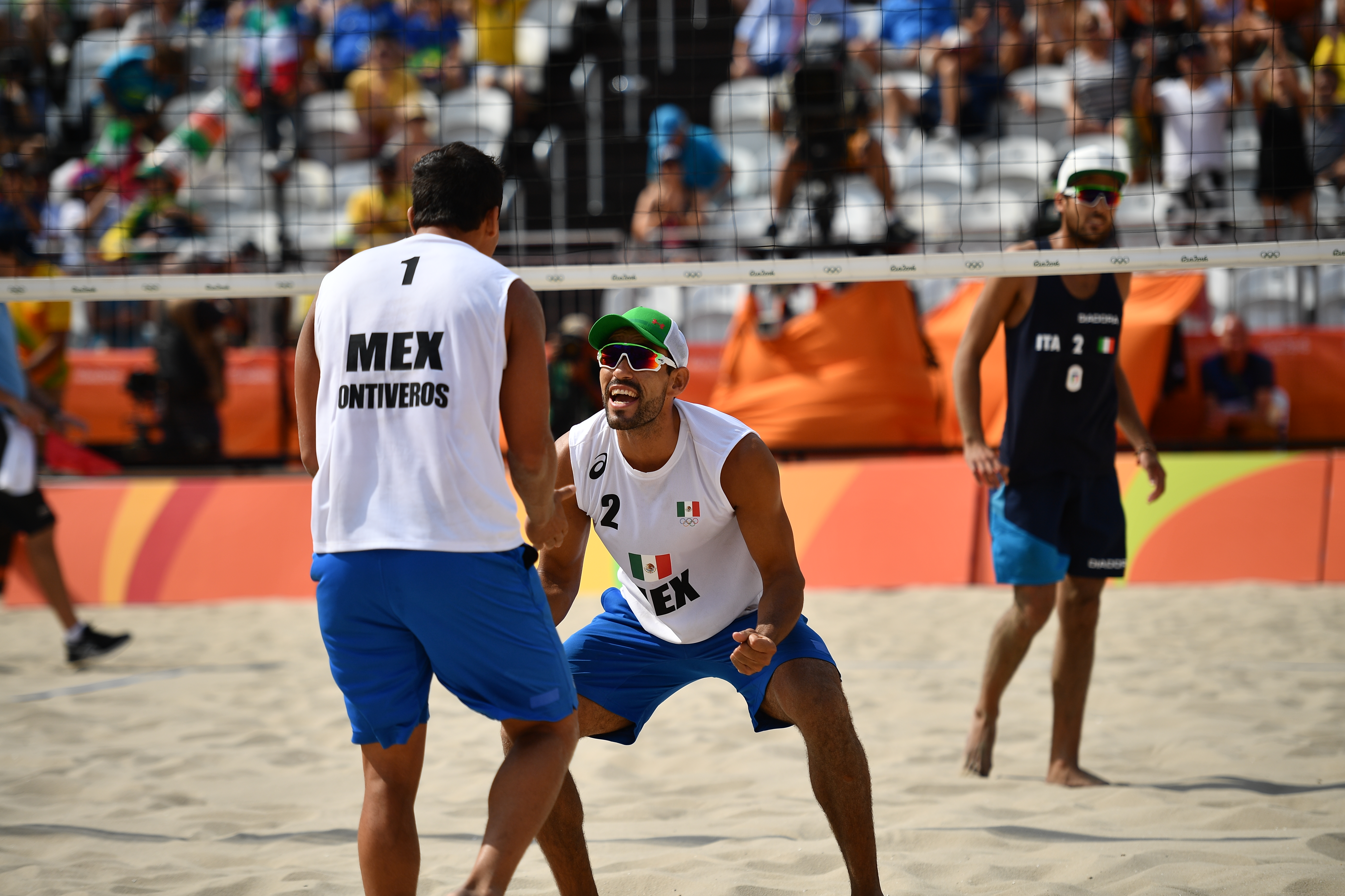 México gana su primer partido en voleibol de playa México gana su primer partido en voleibol de playa