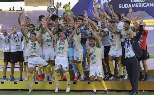 Los nombres más extraños de los clubes en el mundo